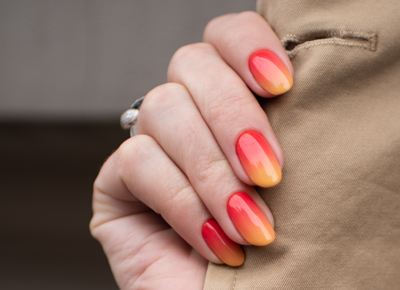 Fire gradient nails ombre manicure